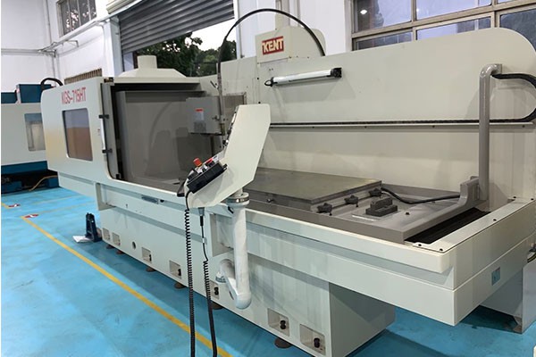 CNC grinding machine